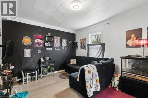 26 Albina Street Welland ON L3C 1P3