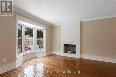1078 St Emmanuel Terrace Ottawa ON K1C 2J7