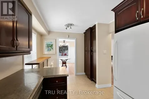 1078 St Emmanuel Terrace Ottawa ON K1C 2J7