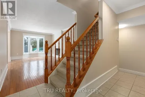 1078 St Emmanuel Terrace Ottawa ON K1C 2J7