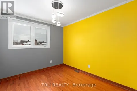 1078 St Emmanuel Terrace Ottawa ON K1C 2J7
