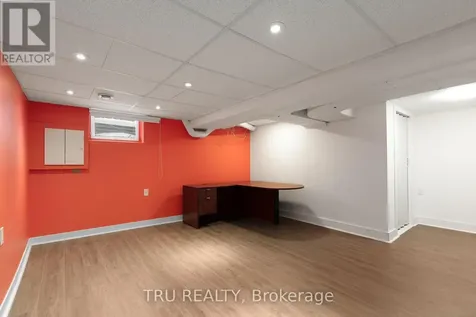 1078 St Emmanuel Terrace Ottawa ON K1C 2J7