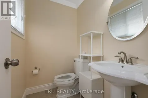 1078 St Emmanuel Terrace Ottawa ON K1C 2J7