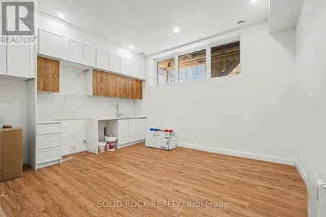 828 Alpine Avenue Ottawa ON K2B 5R6