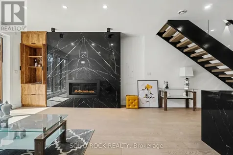 826 Alpine Avenue Ottawa ON K2B 5R6