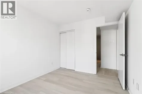 1121 Cooke Boulevard Burlington ON L7T 0C3
