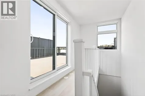 1121 Cooke Boulevard Burlington ON L7T 0C3