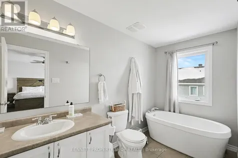 159 Conifer Creek Circle Ottawa ON K2M 0M2