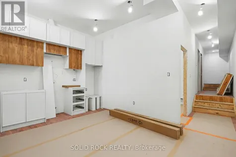 838 Alpine Avenue Ottawa ON K2B 5R6