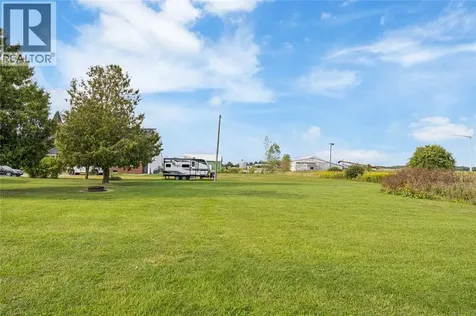 7882+7884 Rawlings Road Lambton Shores ON N0N 1J0