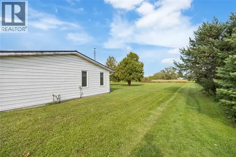 7882+7884 Rawlings Road Lambton Shores ON N0N 1J0