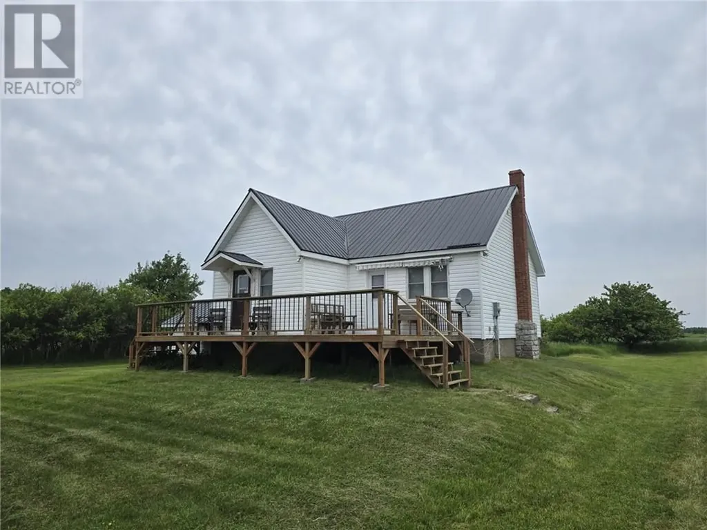 916 Campbell Road Evansville ON P0P 1E0