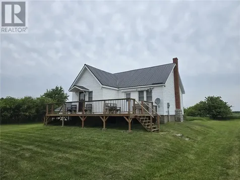 916 Campbell Road Evansville ON P0P 1E0