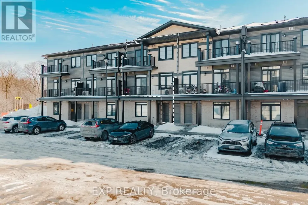 106 Lomond Lane Kitchener ON N2R 0T6