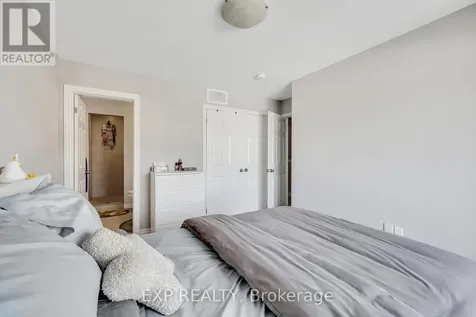 106 Lomond Lane Kitchener ON N2R 0T6