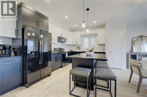 36 Alicia Crescent Thorold ON L3C 7M5