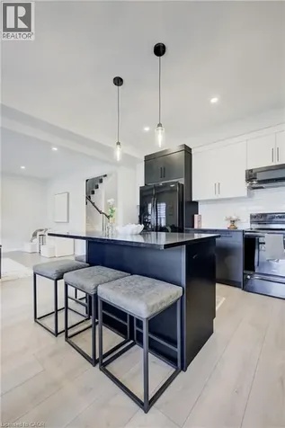 36 Alicia Crescent Thorold ON L3C 7M5