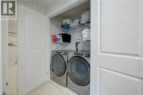 36 Alicia Crescent Thorold ON L3C 7M5