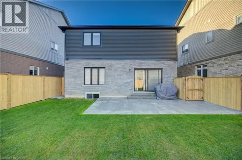 36 Alicia Crescent Thorold ON L3C 7M5