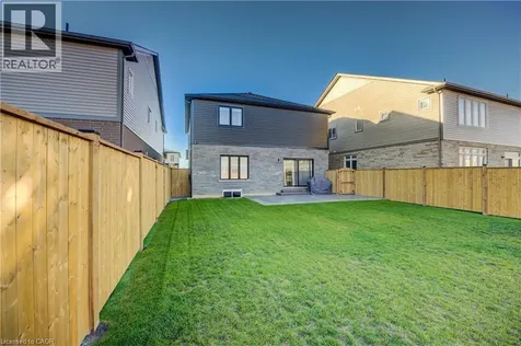 36 Alicia Crescent Thorold ON L3C 7M5