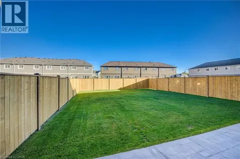 36 Alicia Crescent Thorold ON L3C 7M5