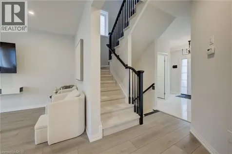 36 Alicia Crescent Thorold ON L3C 7M5