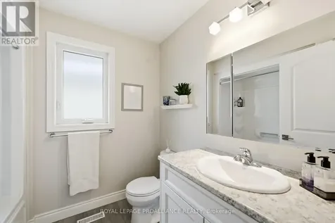 76 Royal Gala Drive Brighton ON K0K 1H0