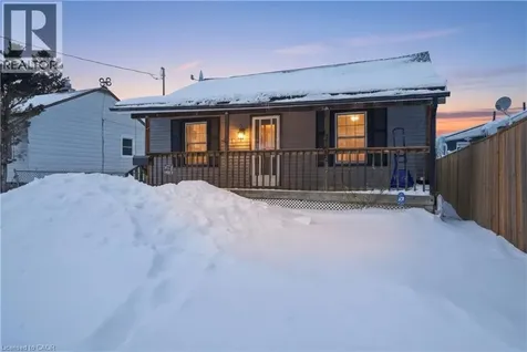 4 Hilda Street St. Catharines ON L2S 1Z8