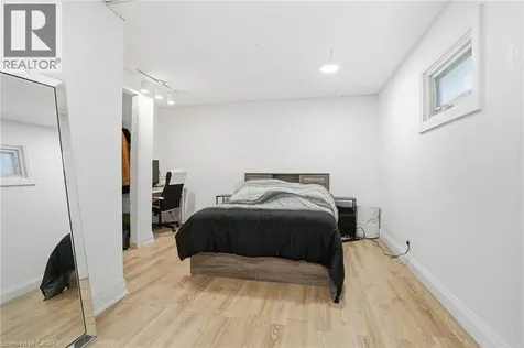 4 Hilda Street St. Catharines ON L2S 1Z8