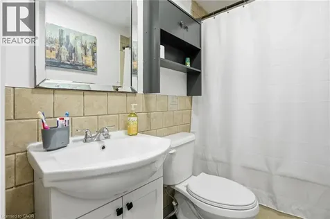 4 Hilda Street St. Catharines ON L2S 1Z8