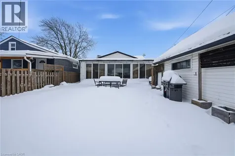 4 Hilda Street St. Catharines ON L2S 1Z8