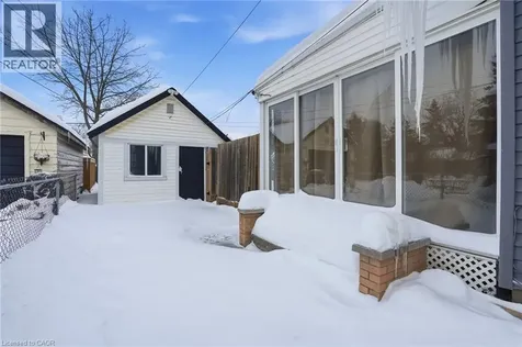 4 Hilda Street St. Catharines ON L2S 1Z8