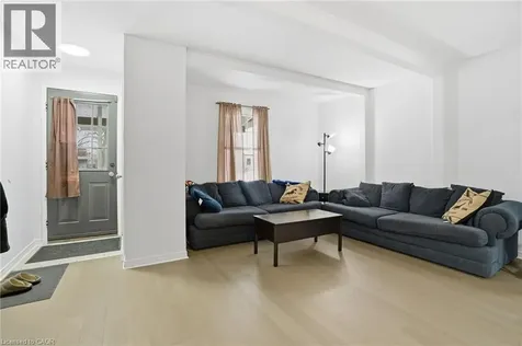 4 Hilda Street St. Catharines ON L2S 1Z8