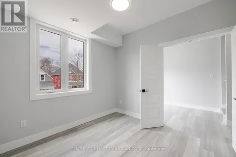 109 Ross Street St. Thomas ON N5R 3X8