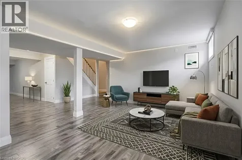 8 Brantdale Avenue Hamilton ON L9C 1B7