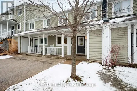 22 Cranberry Surf Collingwood ON L9Y 5C4