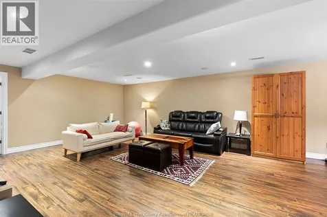 606 George Kennedy Way Lakeshore ON N8L 0Z9