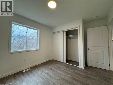 127 Highriver Trail Welland ON L3C 0H6