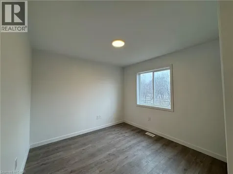 127 Highriver Trail Welland ON L3C 0H6