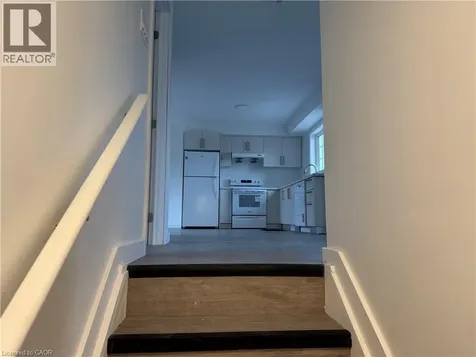 127 Highriver Trail Welland ON L3C 0H6