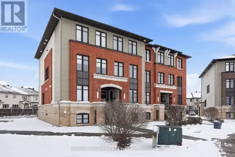 2333 Esprit Drive Ottawa ON K4A 0T4