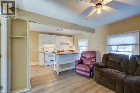 60 Colborne Street West Brantford ON N3T 1K5