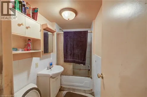60 Colborne Street West Brantford ON N3T 1K5