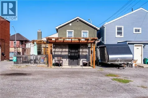 60 Colborne Street West Brantford ON N3T 1K5