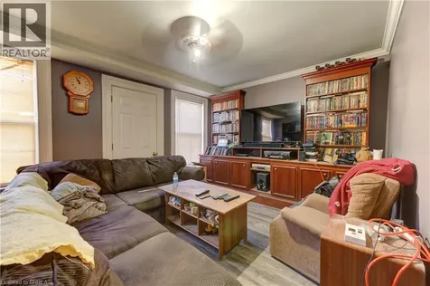 60 Colborne Street West Brantford ON N3T 1K5