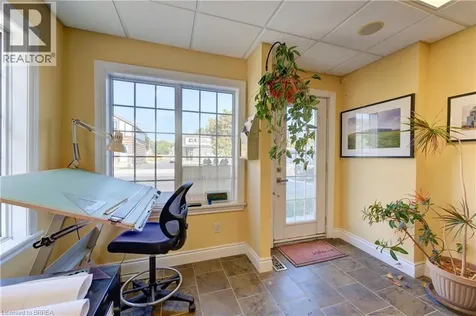 60 Colborne Street West Brantford ON N3T 1K5