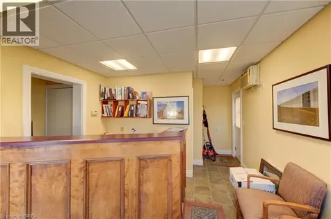 60 Colborne Street West Brantford ON N3T 1K5