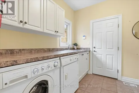28 North Pointe Drive Stratford ON N5A 8C3