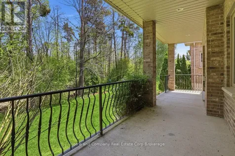 28 North Pointe Drive Stratford ON N5A 8C3
