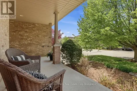 28 North Pointe Drive Stratford ON N5A 8C3